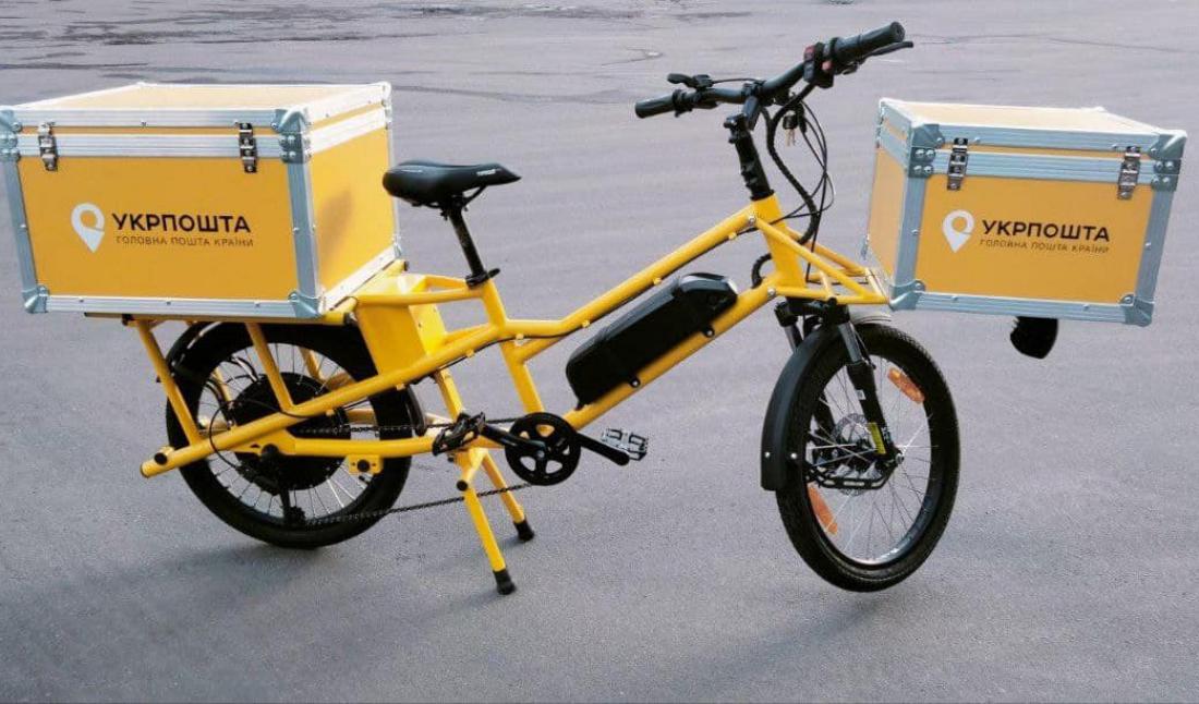 "Укрпошта" тестує доставку на електровелосипедах