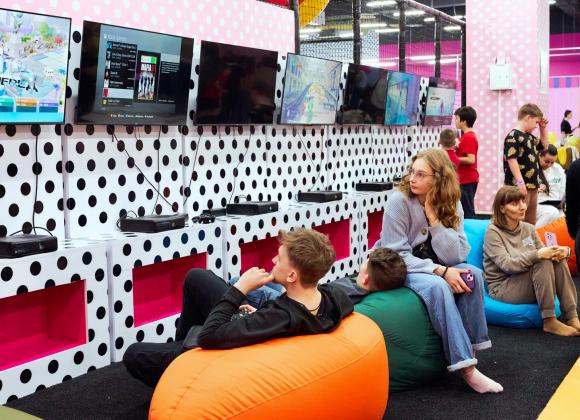 instagram.com/flykids.ua Fly Kids в ТРЦ Караван